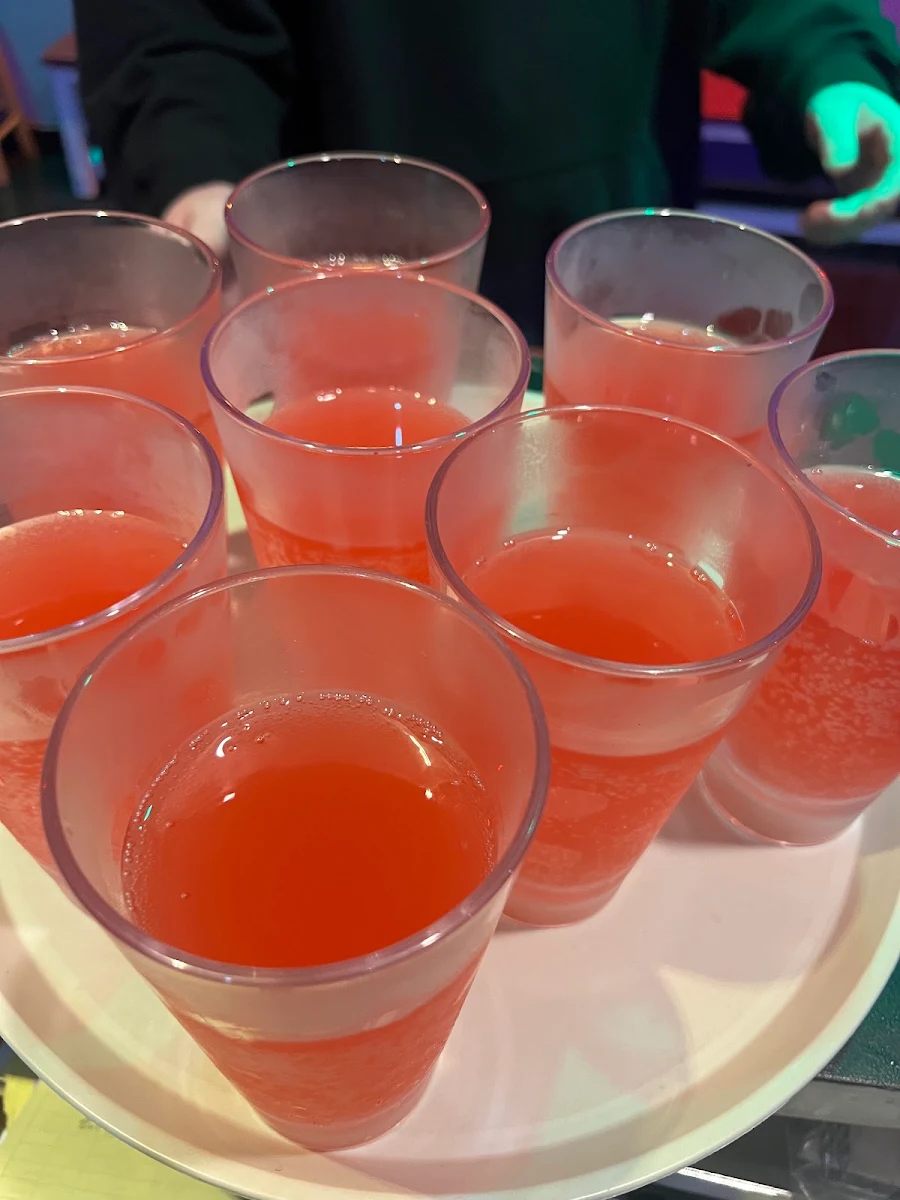 Highlights, Lychee Karaoke Bar