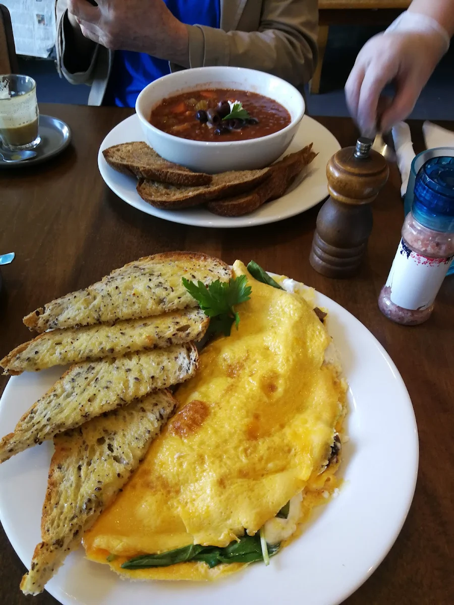 Fernside Omelette, Fernside Coffee Shoppe