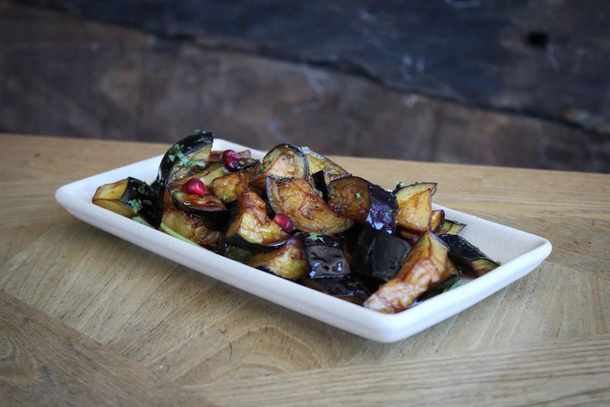 Highlights, EL MIDAN Lebanese Restaurant