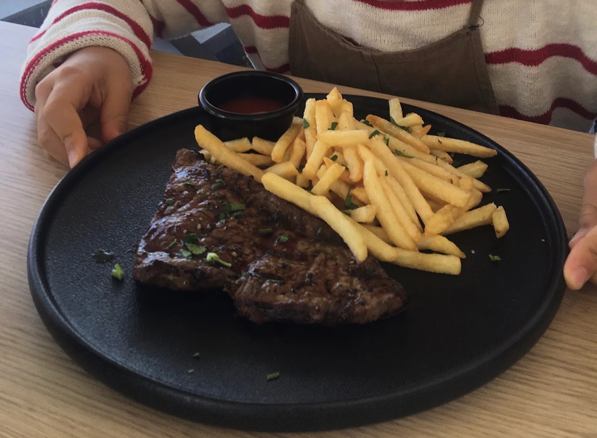 Steak Chips, The Dayboro Drop