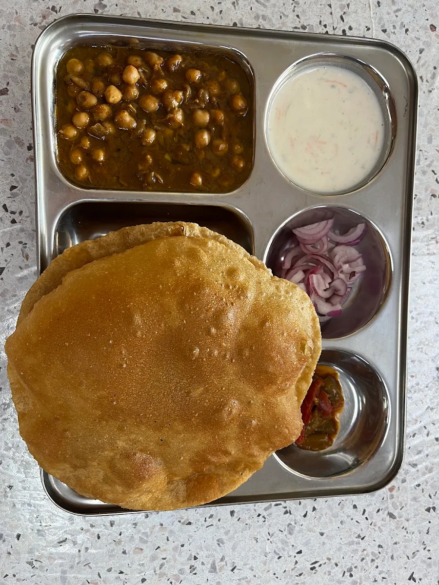 Chhole Poori