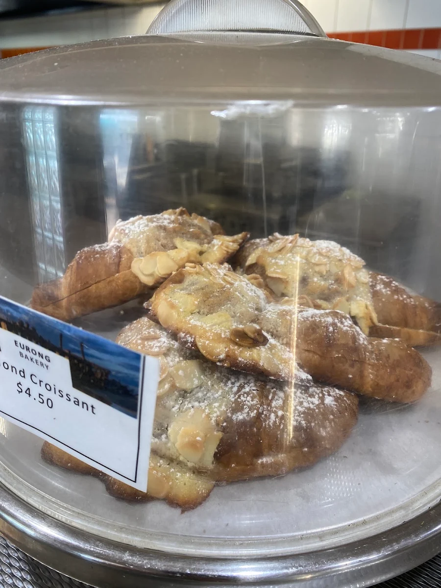 Highlights, Eurong Bakery