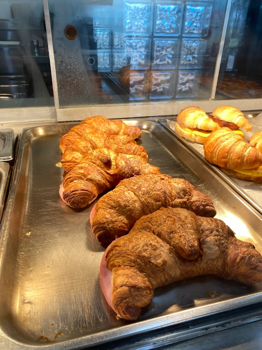 Highlights, Eurong Bakery