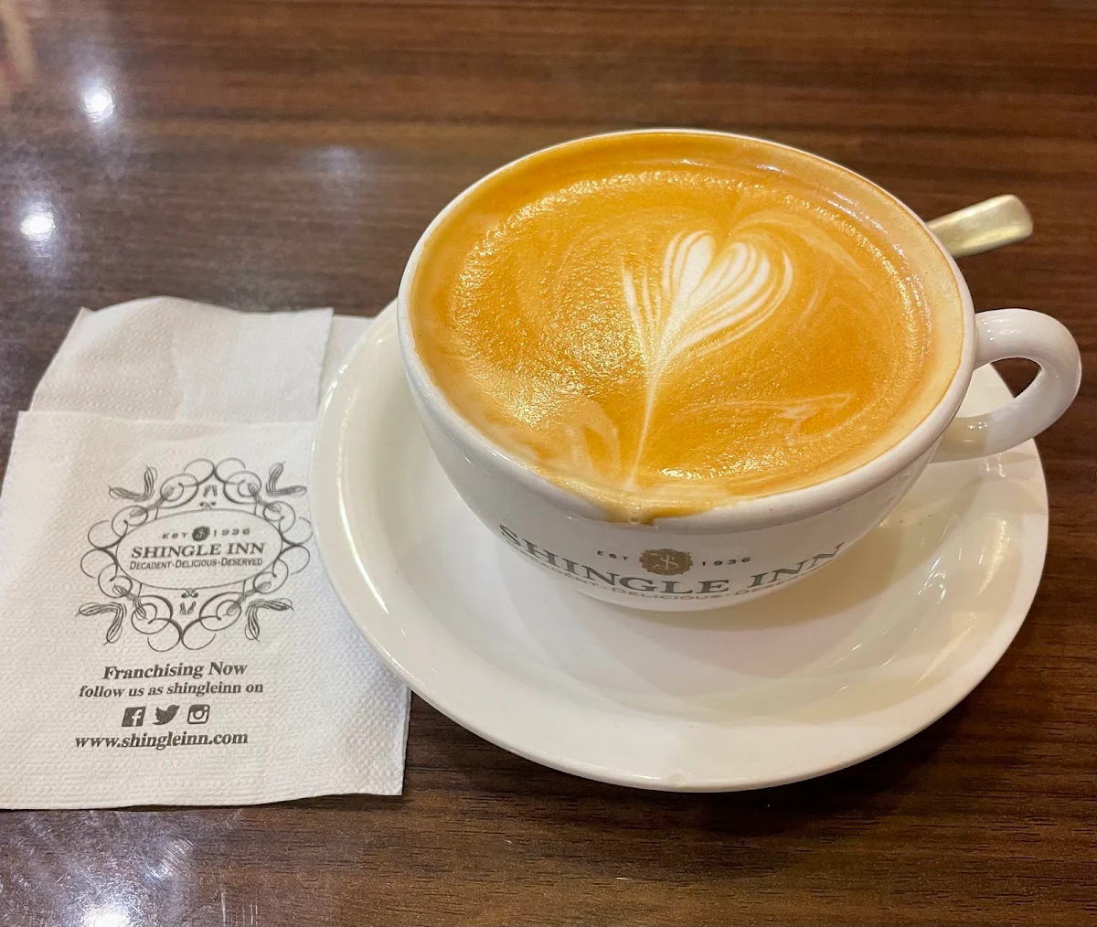 Flat White, Shingle Inn Strathpine