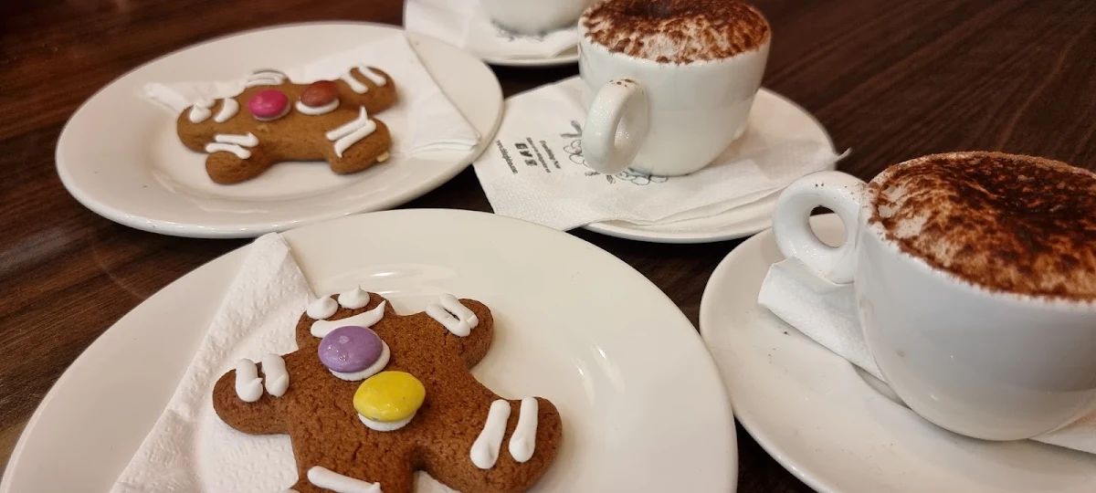 Ginger Bread, Shingle Inn Strathpine