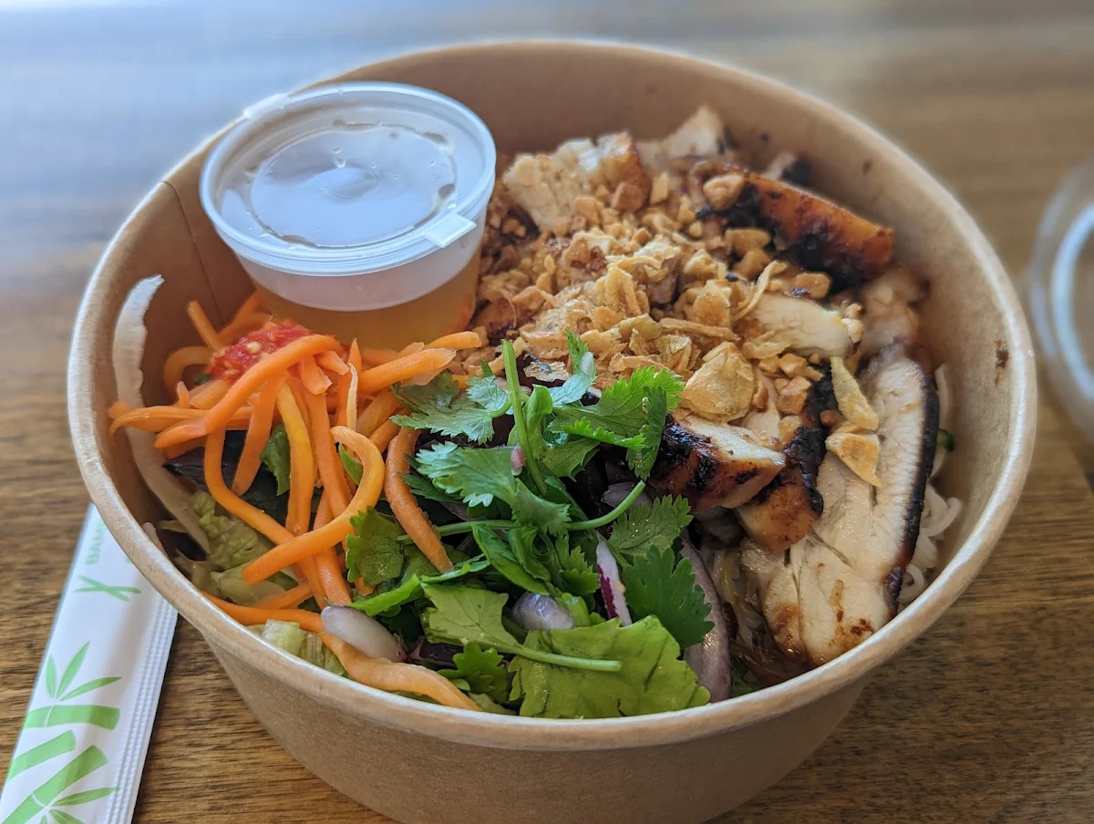 Bun Combination, Nammi Vietnamese Richmond Village