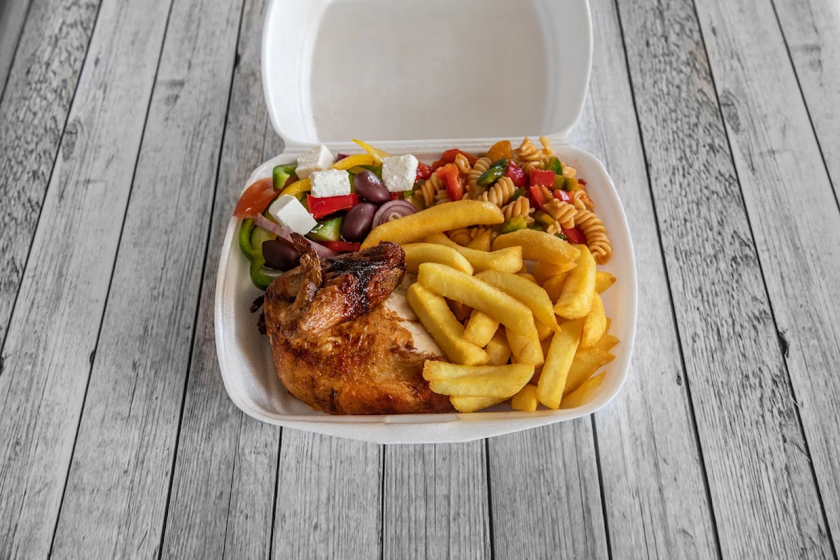 Highlights, CAPTAIN CHICKEN & SEAFOOD HENLEY