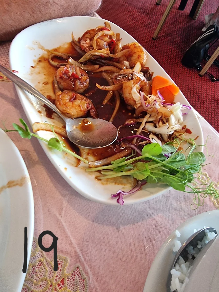 Chilli Basil Prawn, Kinnaree Thai Restaurant