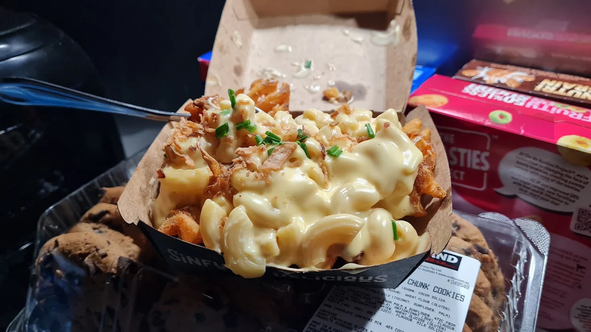 Mac Chees N Potato Waffle