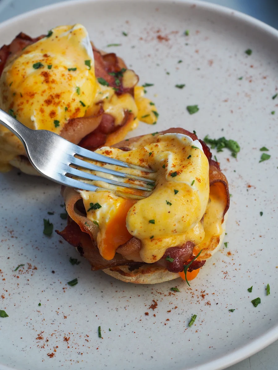 Eggs Benedict, Pound Cafe South Yarra