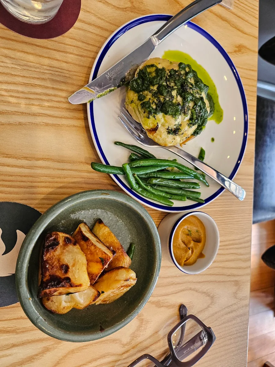 Vegetarian Sunday Roast, Nag's Head Hotel, Glebe