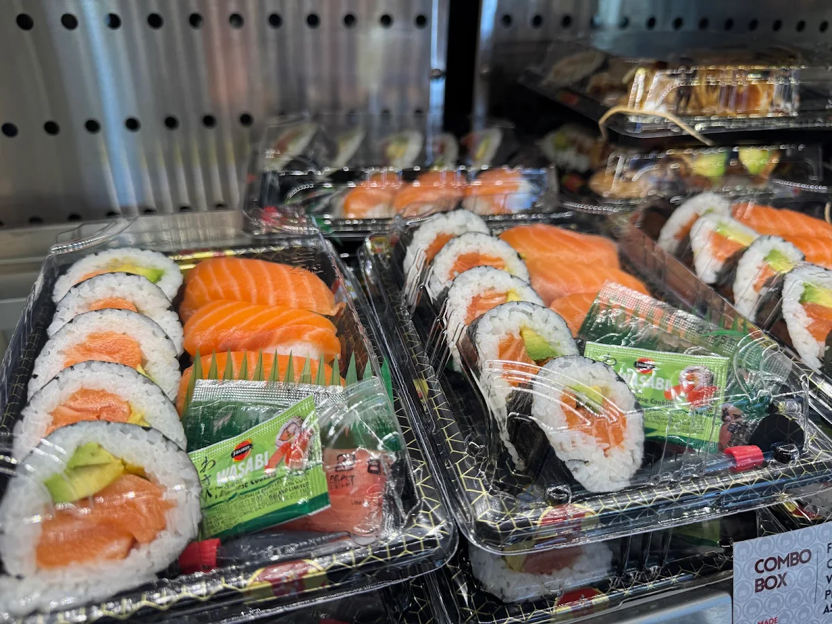 Highlights, Sushi Ari Mooloolaba