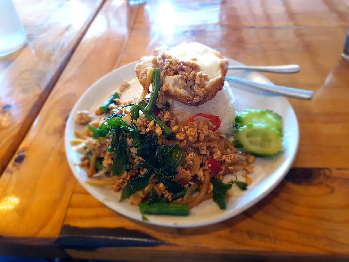 Pad Ka Pao -Chicken