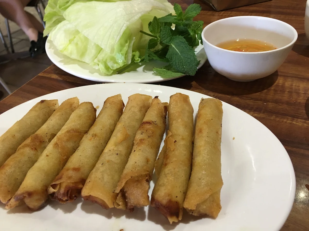 Pork Spring Rolls, Dakao Hoang
