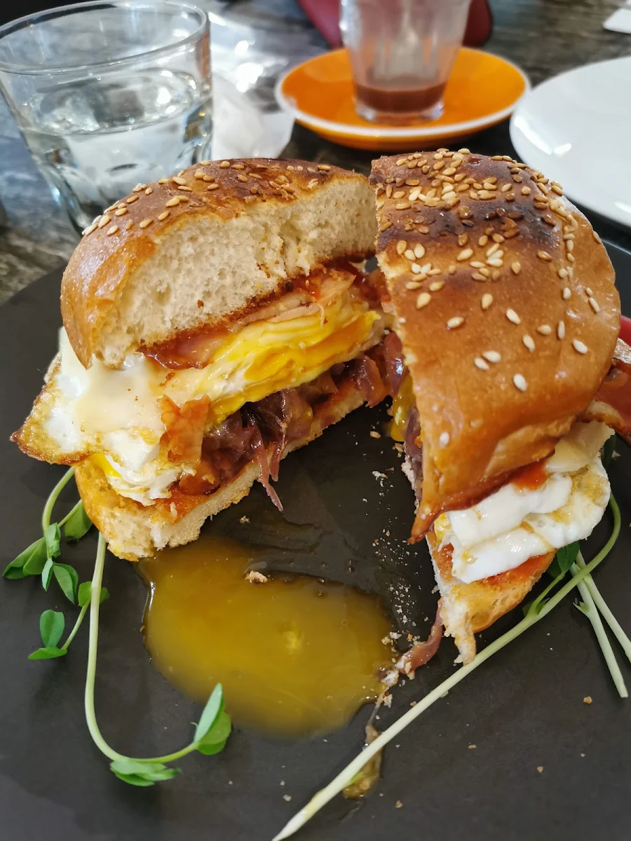 Double Egg & Bacon Bun, Mammas Bar & Kitchen