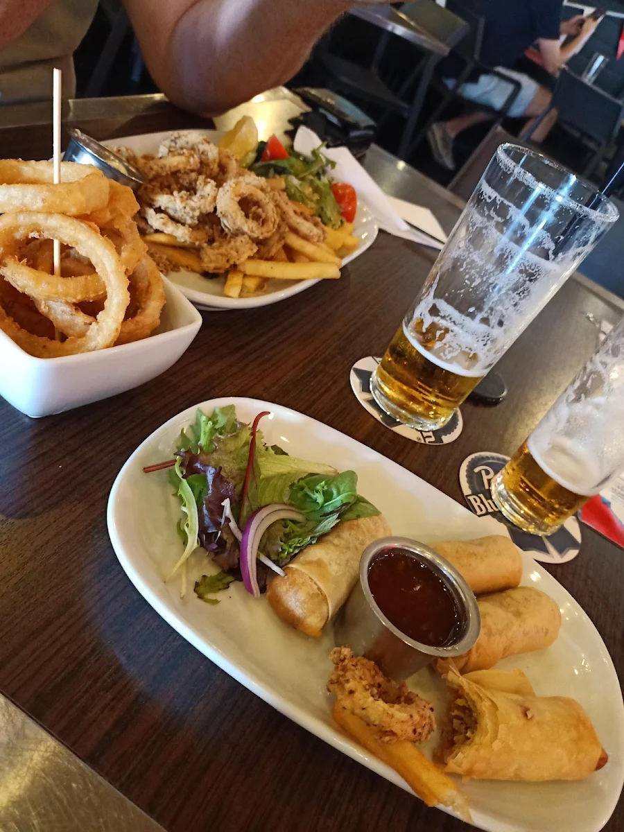 Spring Roll, Deebo Burgers & Beer Bar