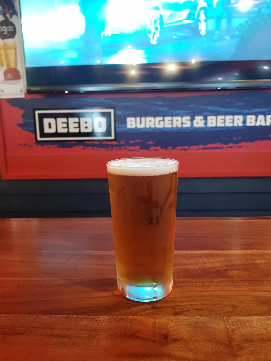 Swan Draught, Deebo Burgers & Beer Bar