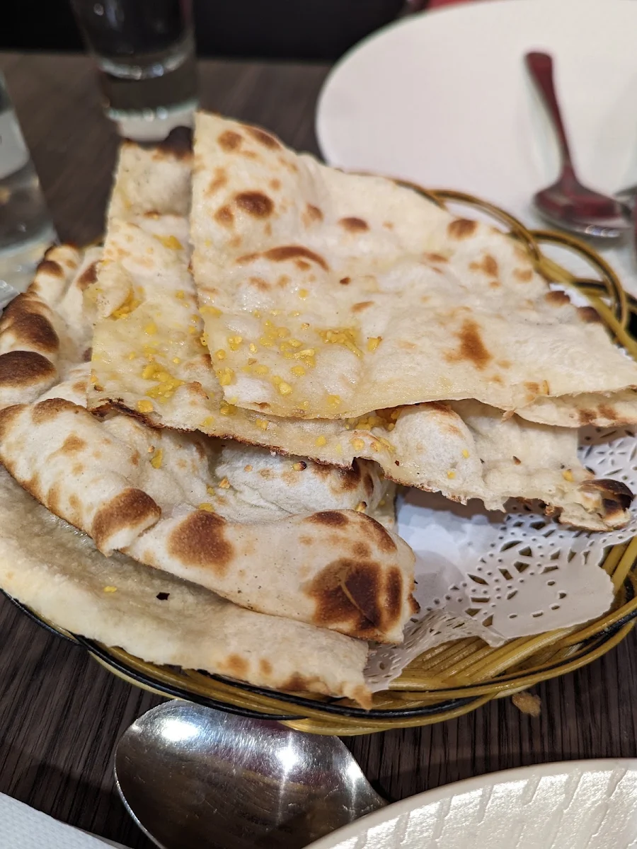 Garlic Naan, Khanna Indian Restaurant