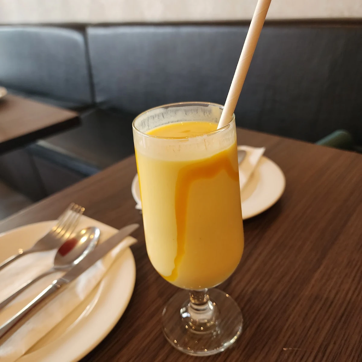 Mango Lassi, Khanna Indian Restaurant