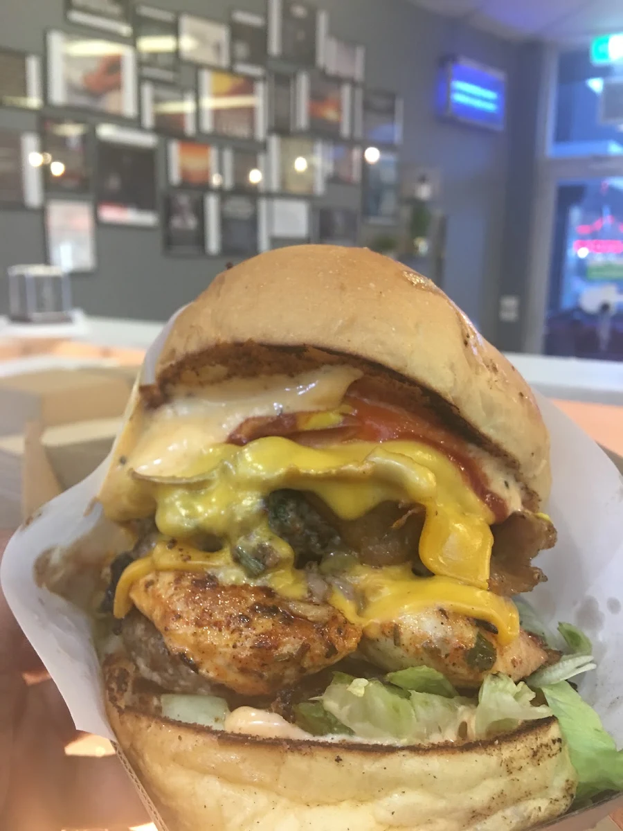 Highlights, Angie's kebabs & Burgers ( Fitzroy North, Halal )