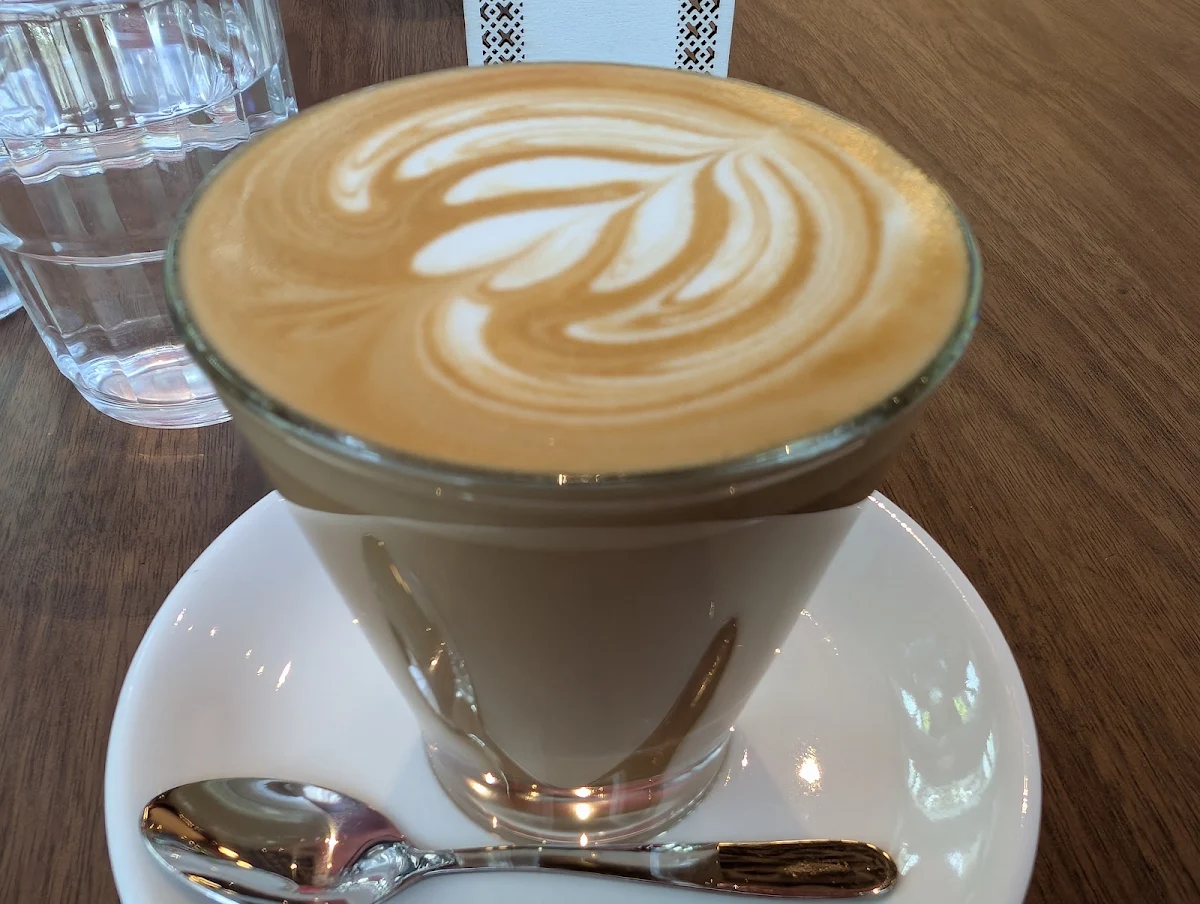 Latte, Milkbar