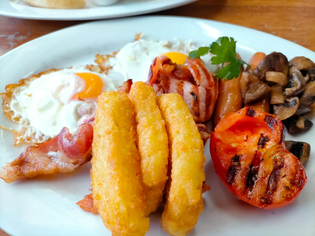 Big Breakfast Plate, Pancakes in Paradise