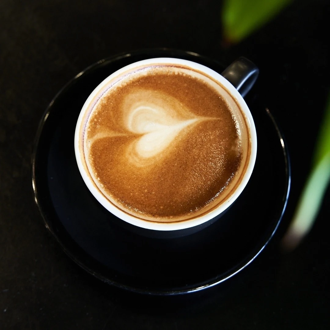 Flat White, Liv Eat Kings Meadows