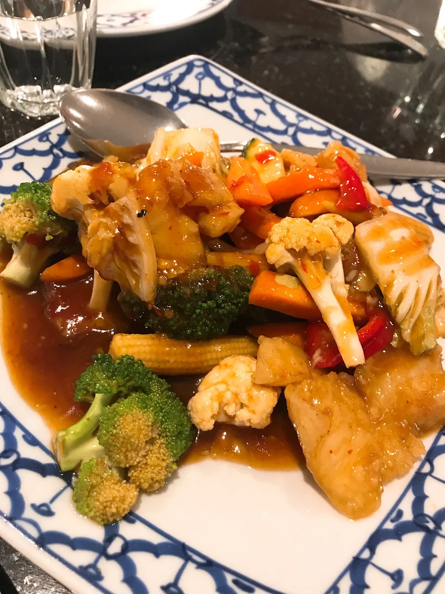 Highlights, Aroy-D Thai Restaurant