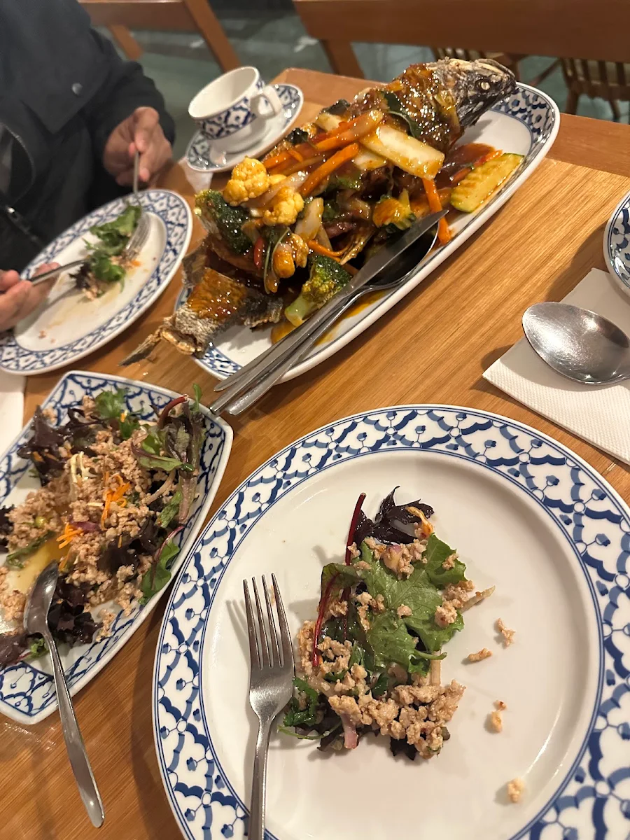 Highlights, Aroy-D Thai Restaurant