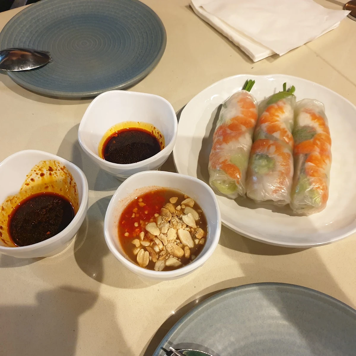 Fresh Spring Rolls, Bau Truong Mounties