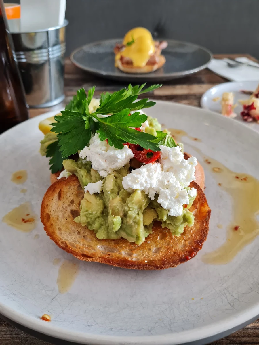 Smashed Avocado, Frank's Cakes