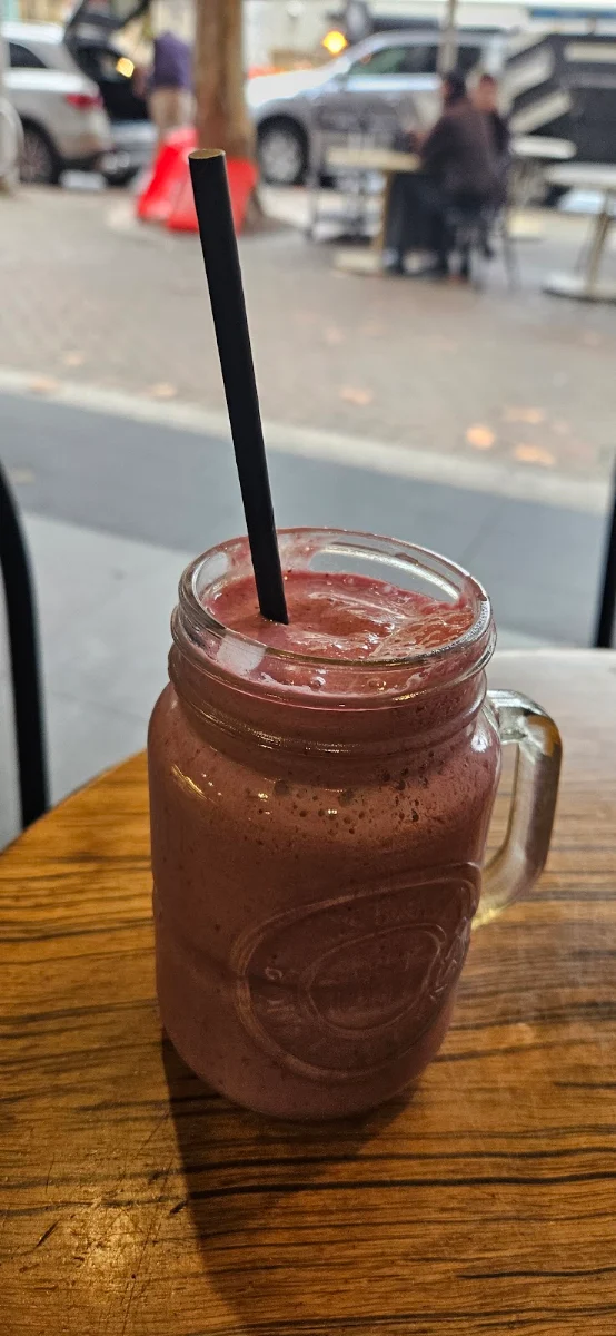 Highlights, Eggshell Cafe