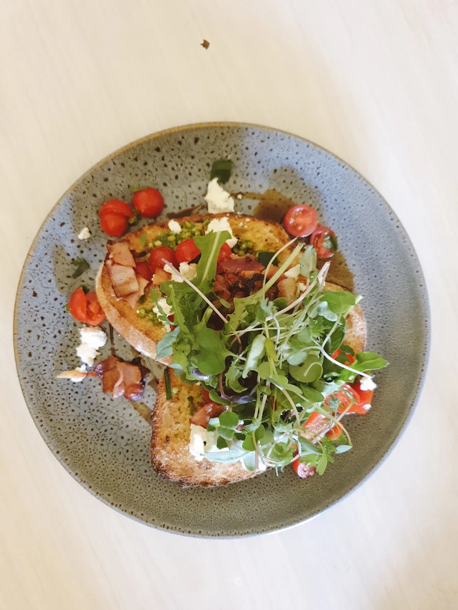 Brekky Burschetta