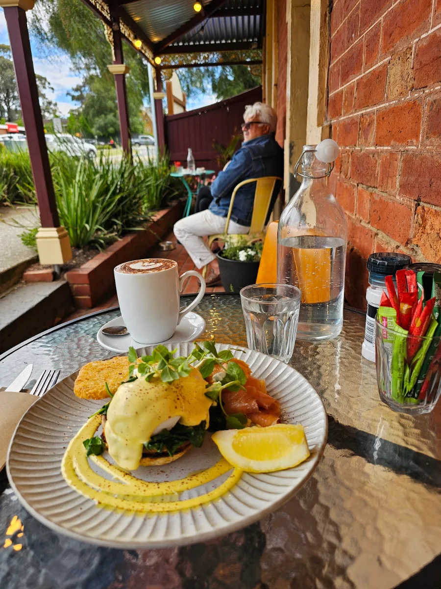 Salmon Eggs Benedict
