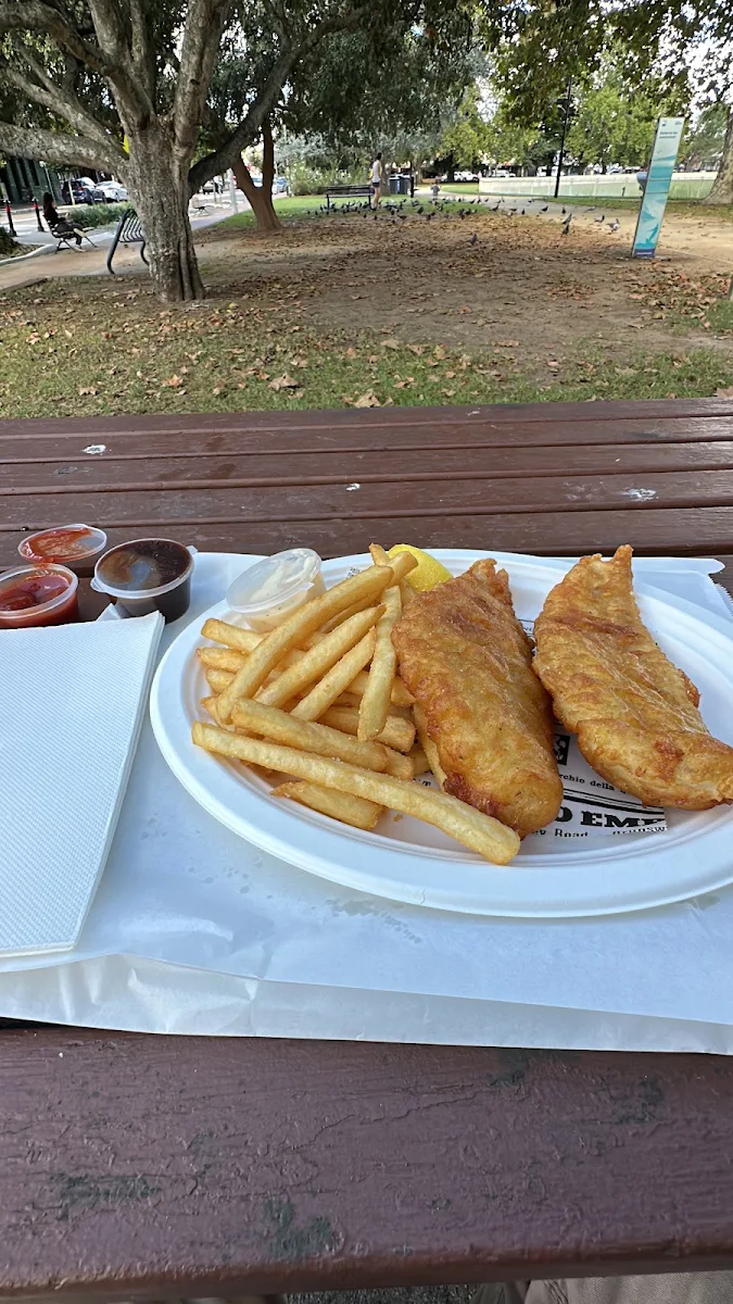 Highlights, Sea Fish Cafe