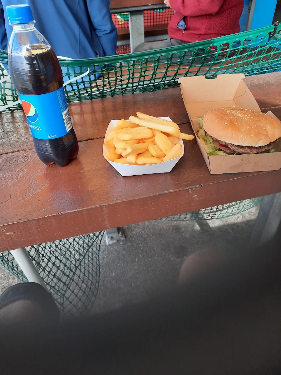 Hamburger, Legendary Fish & Chips