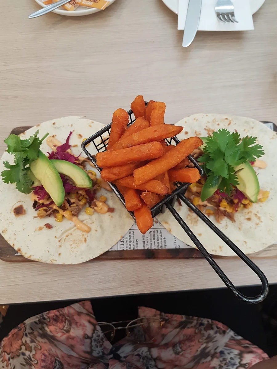 Pulled Pork Taccos, The Dava Hotel