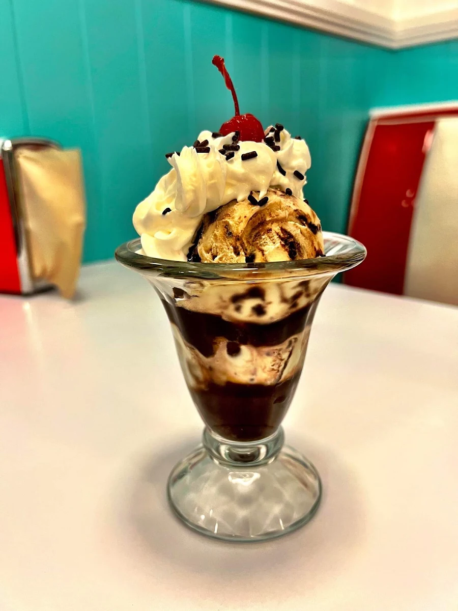 Hot Fudge Sundae