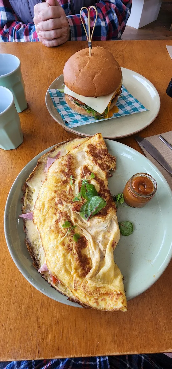 Ham Cheese Tomato Onion Omelette