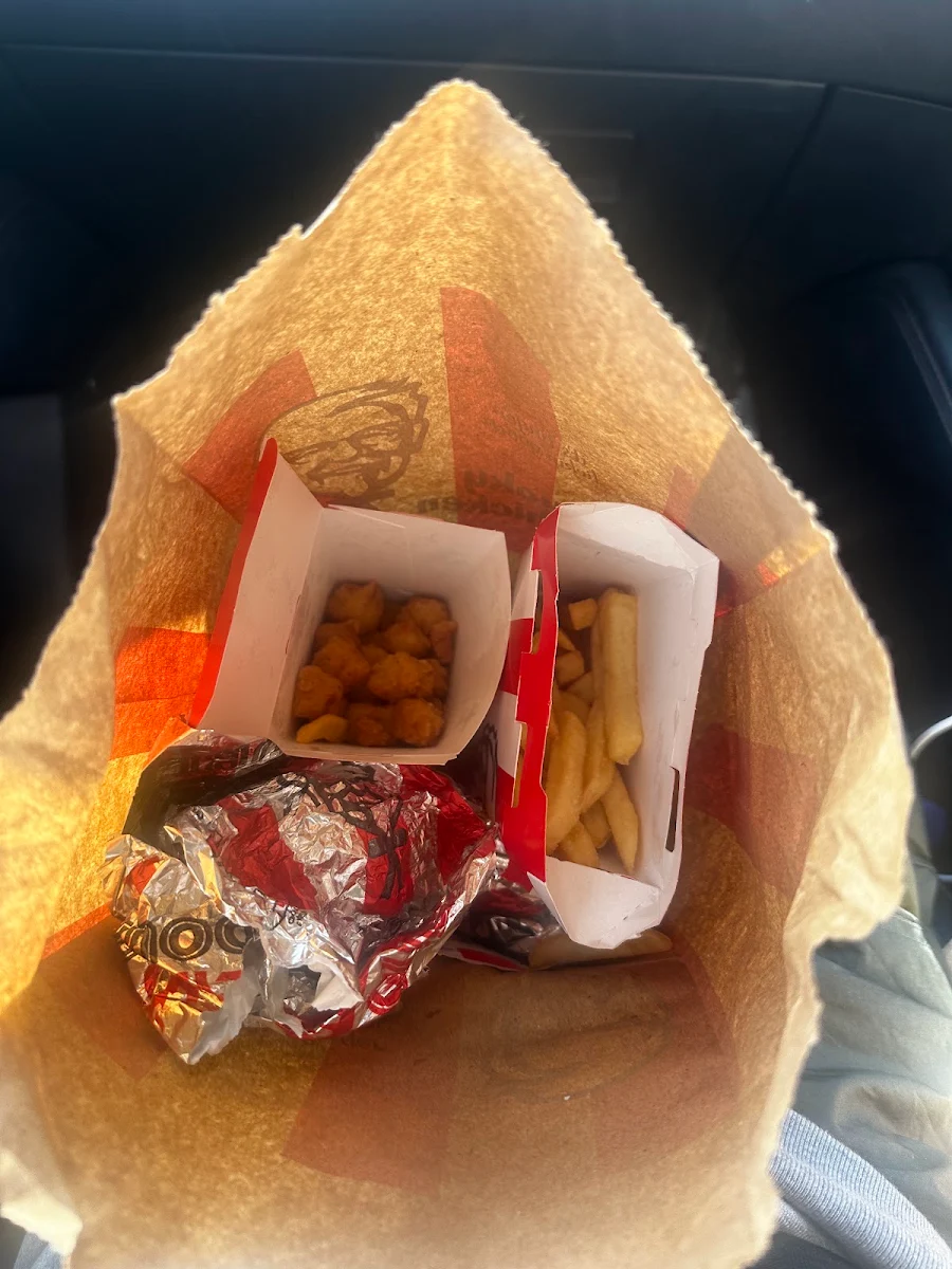 Popcorn Chicken, KFC Gundagai