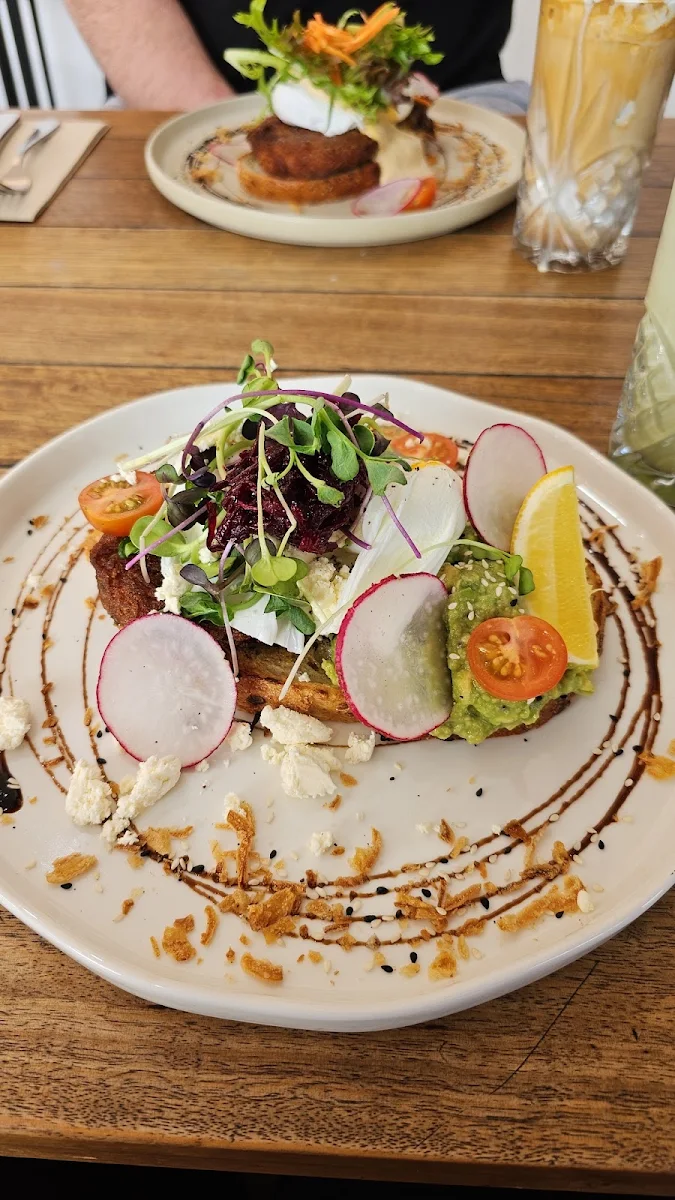 Highlights, The high end cafe - YS NO 005