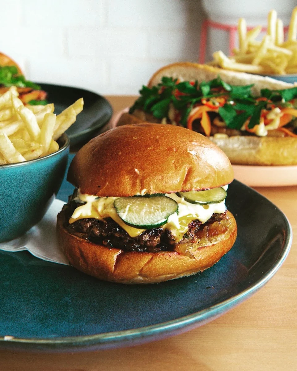 Beef Cheeseburger