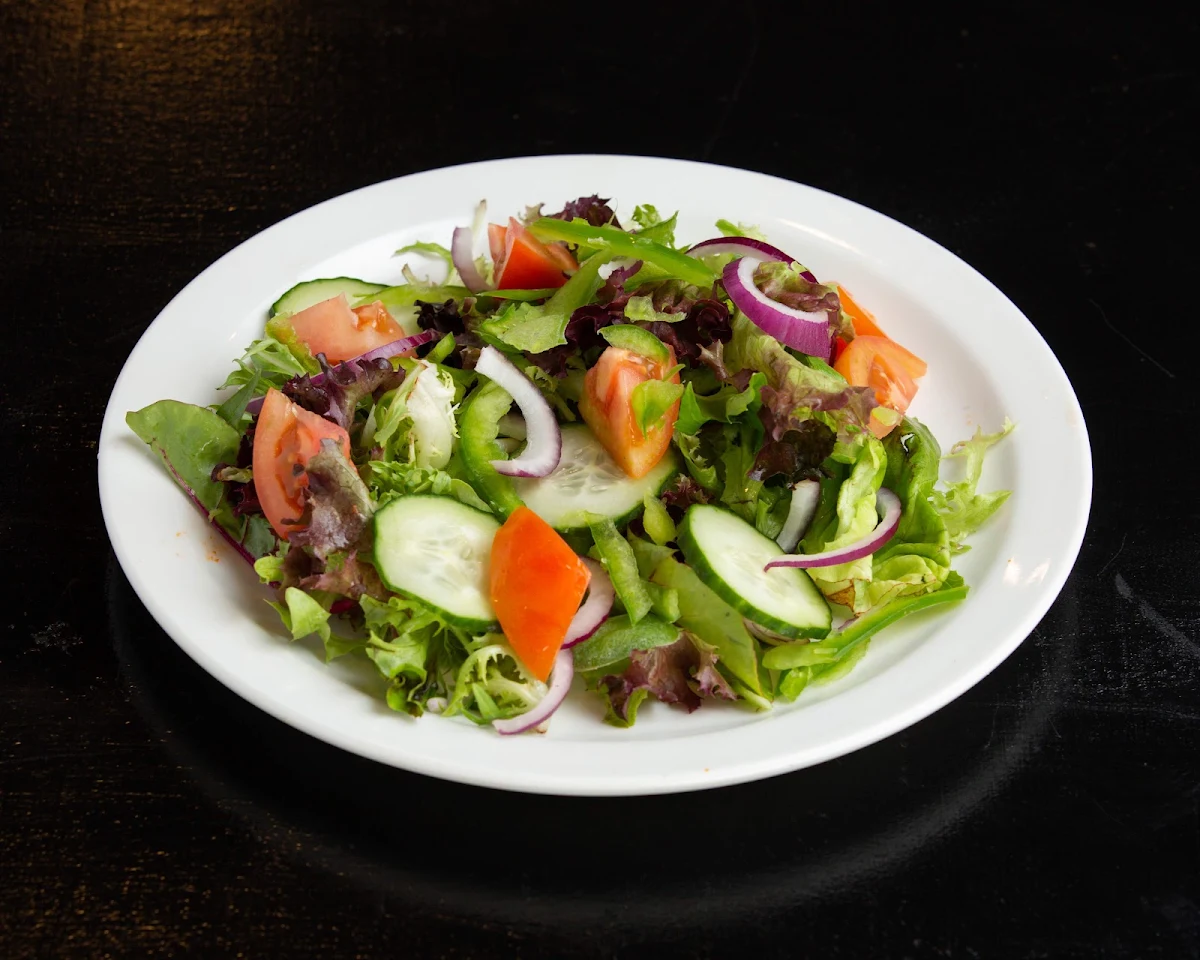 Seasonal Garden Salad