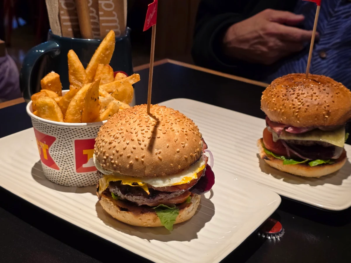 Highlights, Grill'd Burgers - Chadstone Village