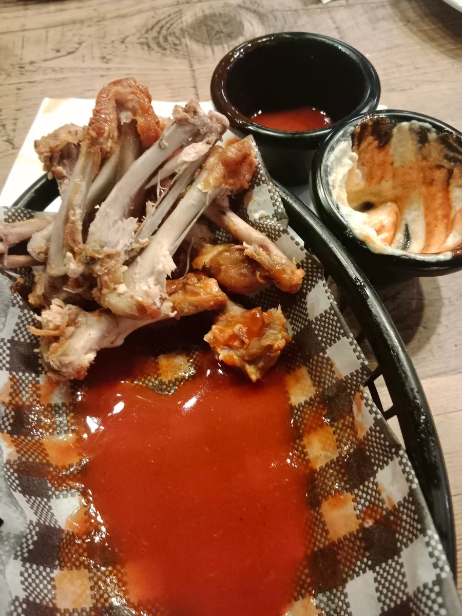 Chicken Wings, Club Mudgee