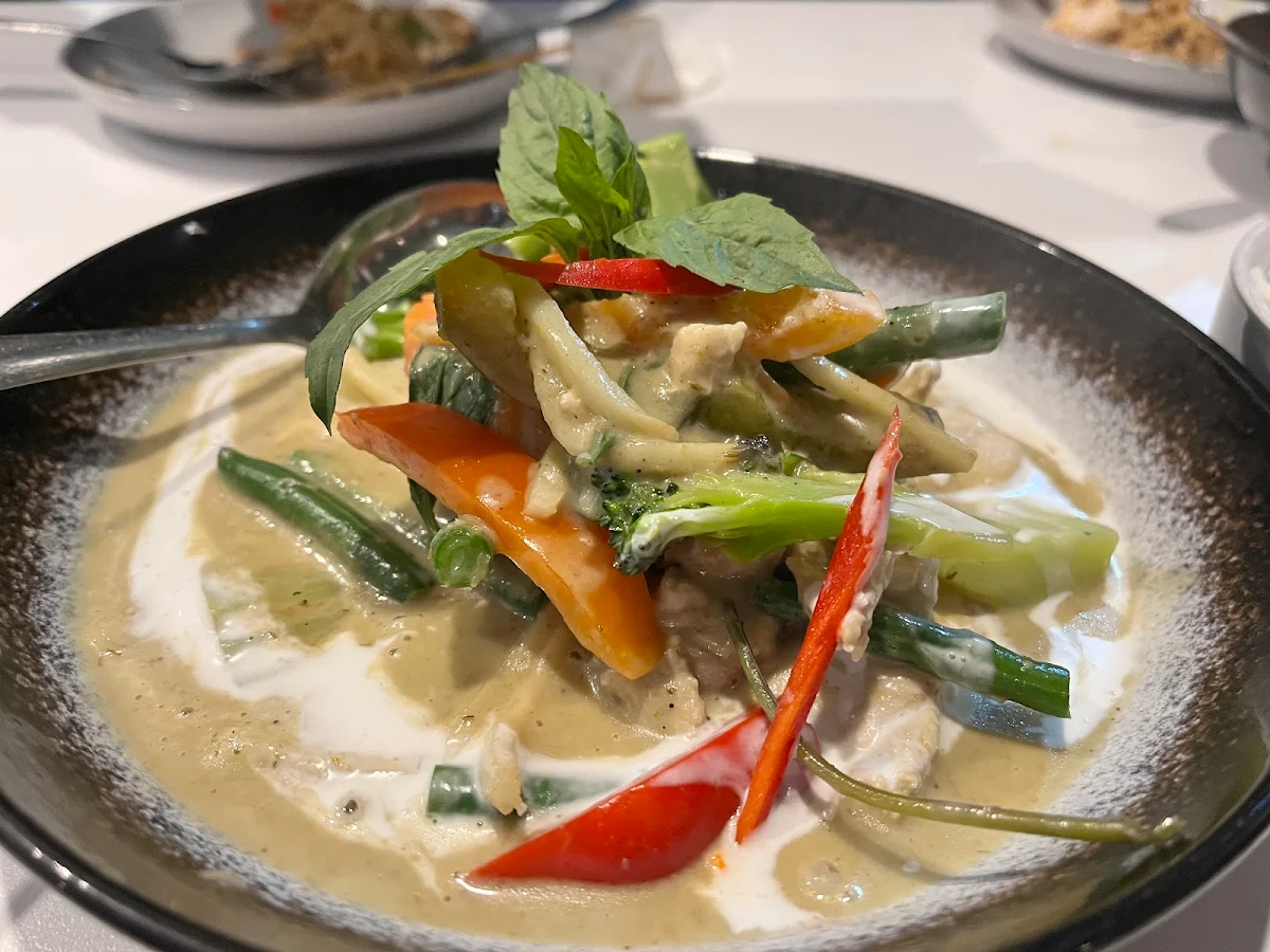 Green Curry Chicken
