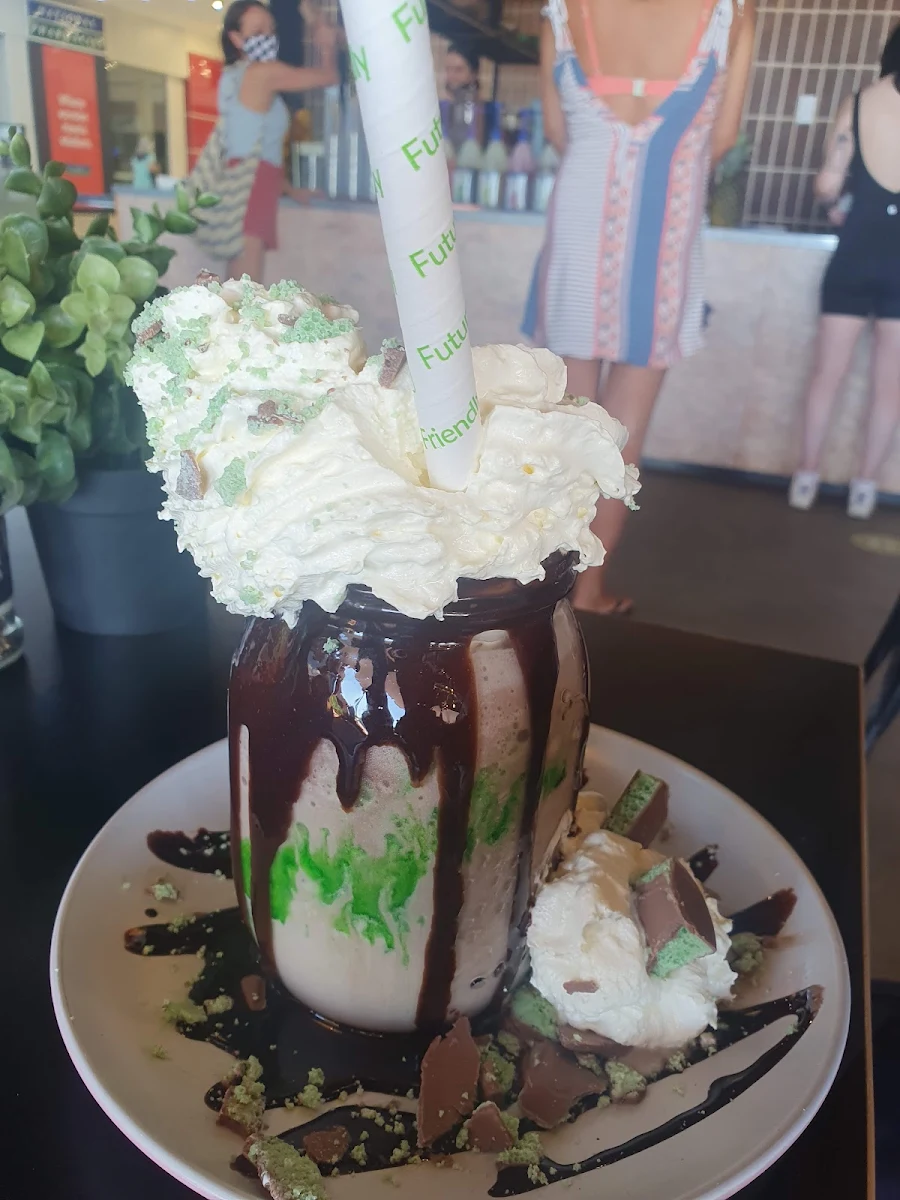 Peppermint Loaded Shake, Zitto Golden Grove