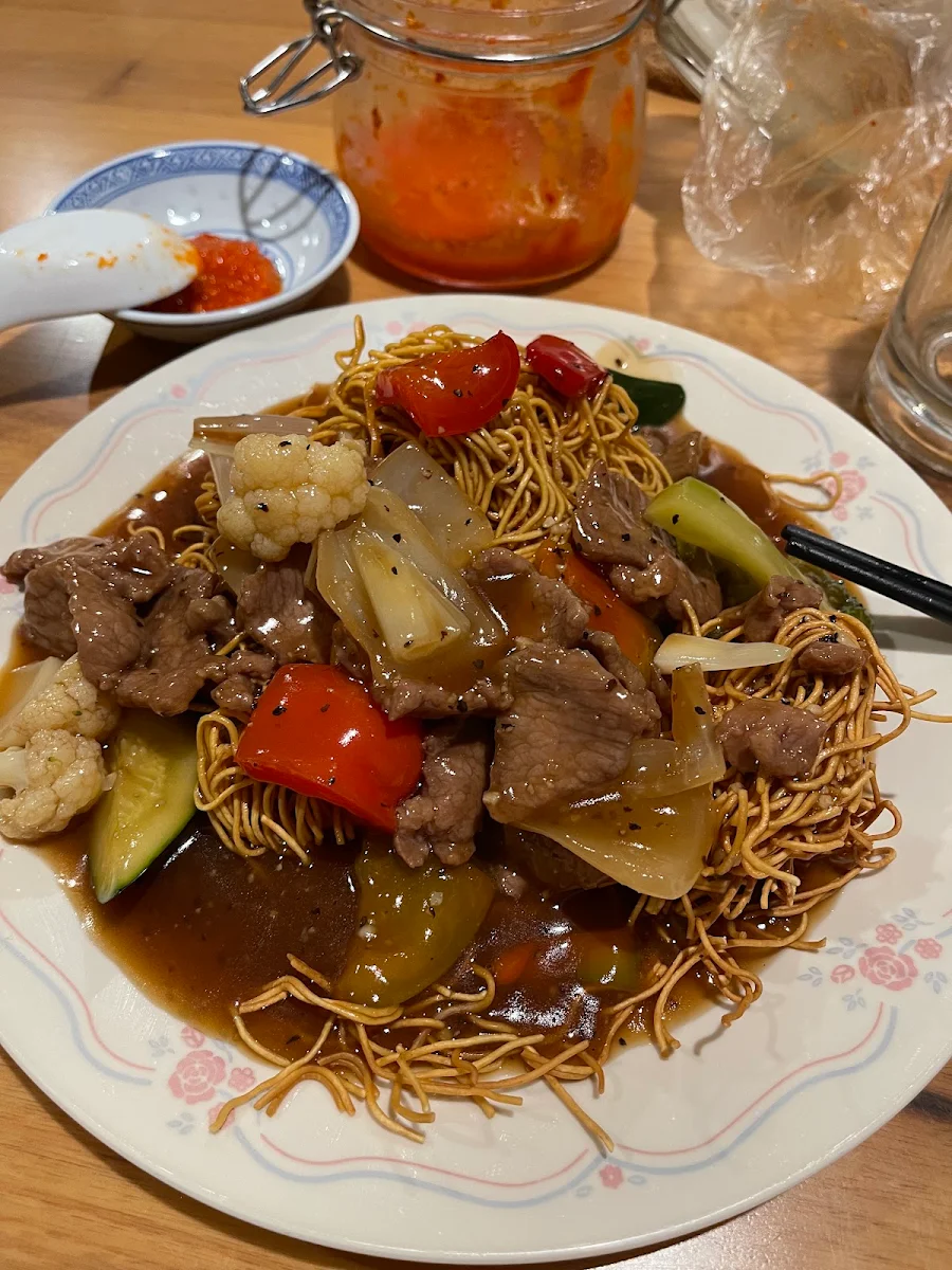 Beef Chow Mein, Limkee Chinese Restaurant