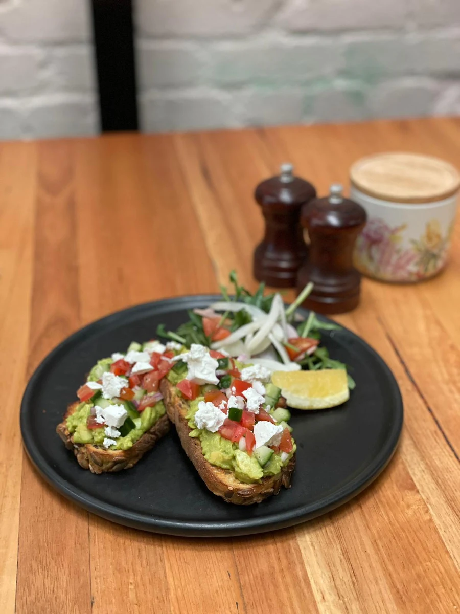 Smashed Avocado, Café Mellow Fellow