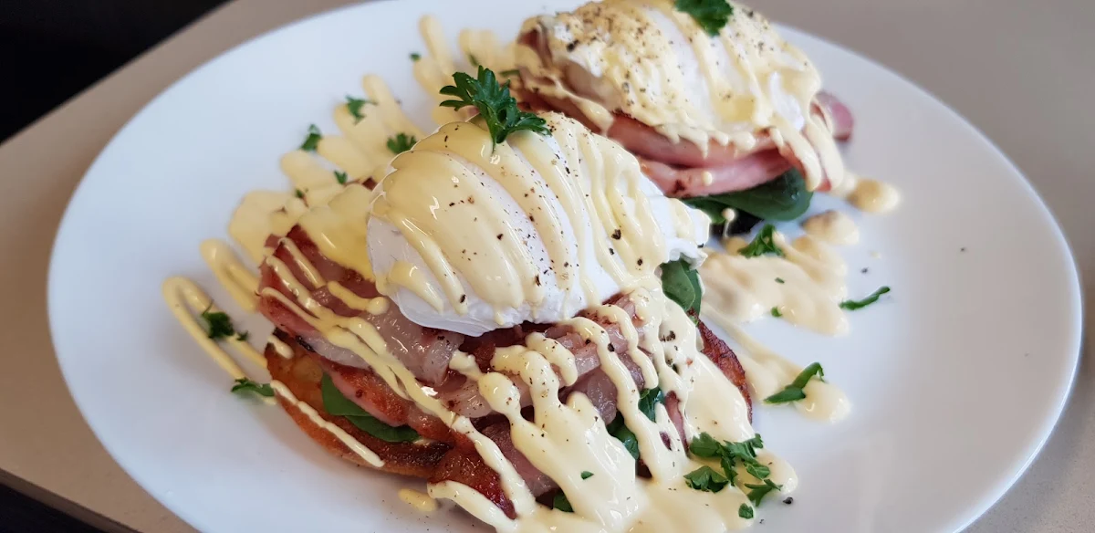 Egg Benedict, Verdict Expresso